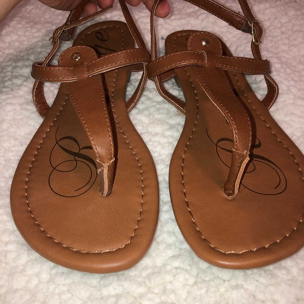 Sandals - Picture 3 of 4